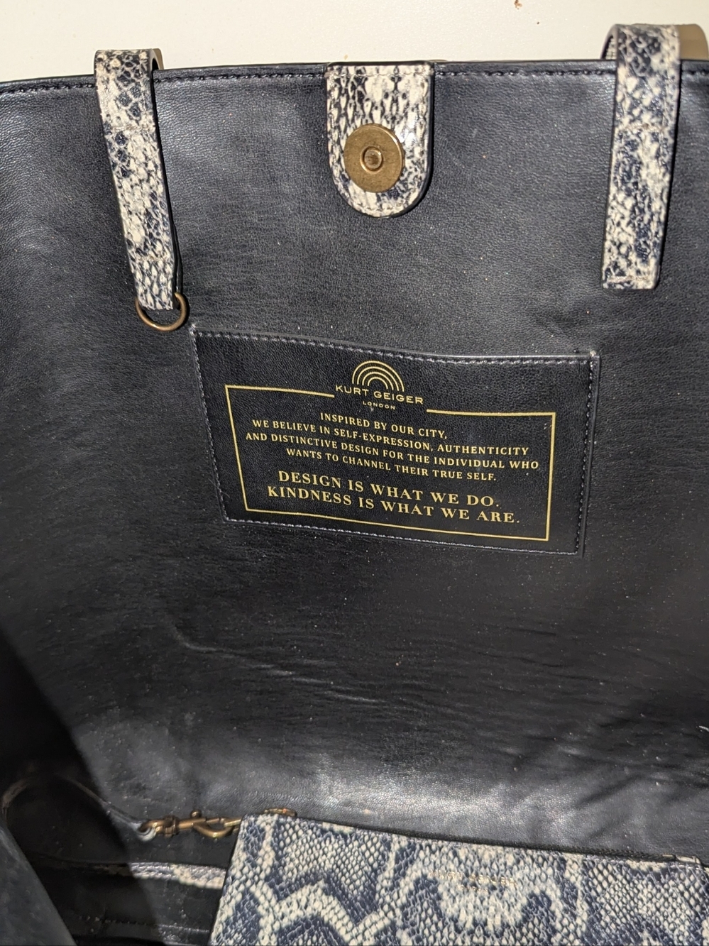 Kurt Geiger Snake-Print Chelsea Shopper Tote - Neutral Black & Cream - Picture 10 of 10